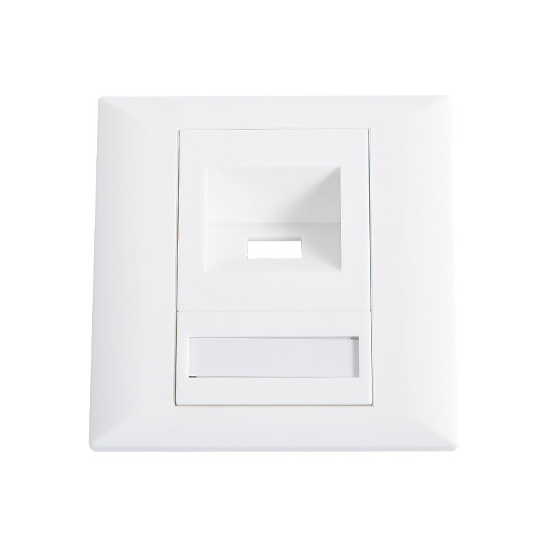 SMT-4307SC-1P 86タイプフラットフェイスプレートSCコネクタに合わせてフィット、1ポート